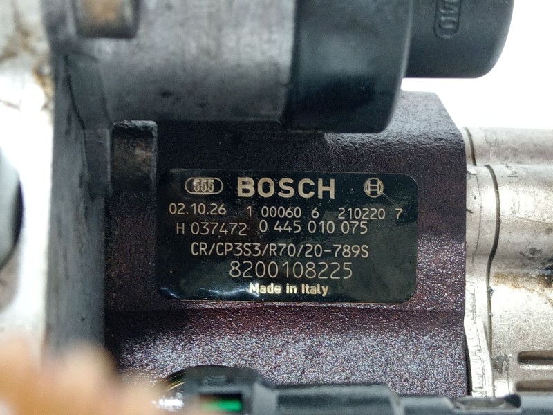 Recambio de bomba inyeccion para citroën c4 berlina 1.4 16v referencia OEM IAM 9683703780  