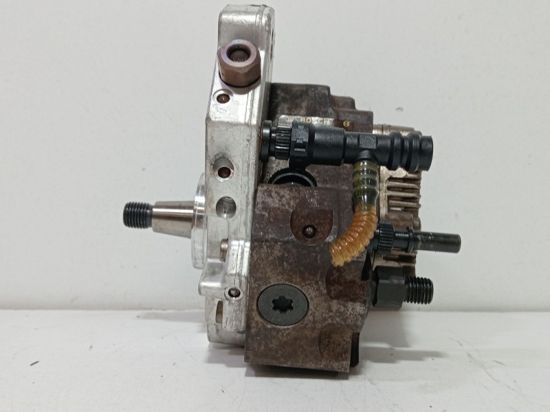 Recambio de bomba inyeccion para renault megane ii (bm0/1_, cm0/1_) 1.5 dci (bm0f, bm0t, bm2b, cm0f, cm0t) referencia OEM IAM 82