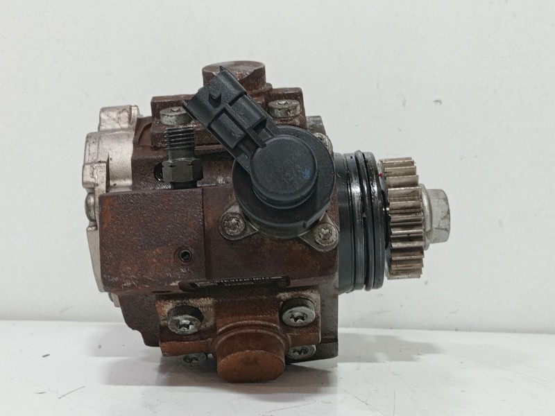 Recambio de bomba inyeccion para renault megane ii (bm0/1_, cm0/1_) 1.5 dci (bm0f, bm0t, bm2b, cm0f, cm0t) referencia OEM IAM 82