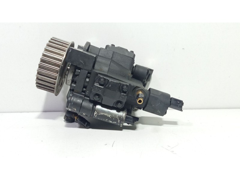 Recambio de bomba inyeccion para renault scenic ii 1.5 dci diesel referencia OEM IAM 8200663258  