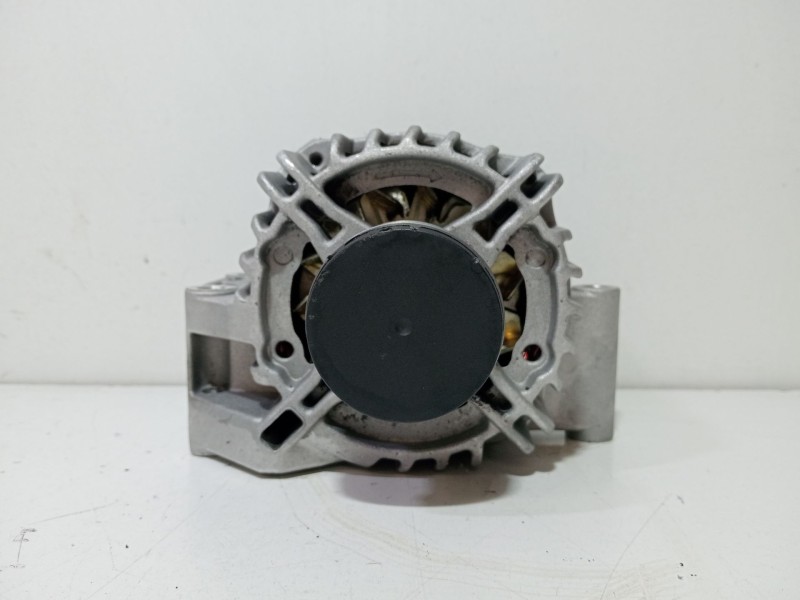 Recambio de alternador para opel corsa d ´´111 years´´ referencia OEM IAM 86377424  