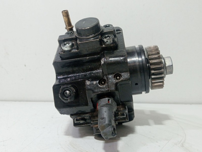 Recambio de bomba inyeccion para renault laguna ii (bg0) 1.9 dci diesel referencia OEM IAM 8201045496  