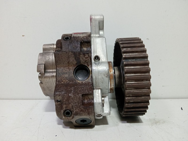 Recambio de bomba inyeccion para renault megane ii (bm0/1_, cm0/1_) 1.5 dci (bm0f, bm0t, bm2b, cm0f, cm0t) referencia OEM IAM 82