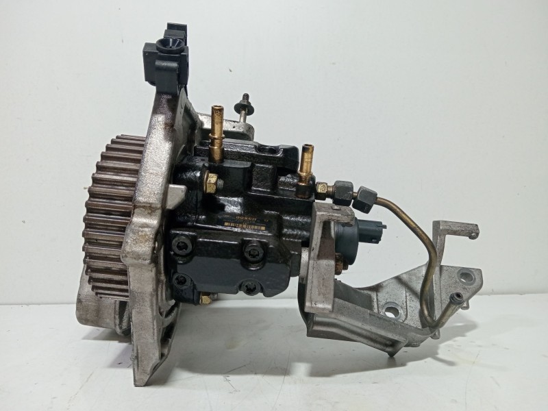 Recambio de bomba inyeccion para renault laguna (b56) 1.9 dti rxe referencia OEM IAM 7700111010  