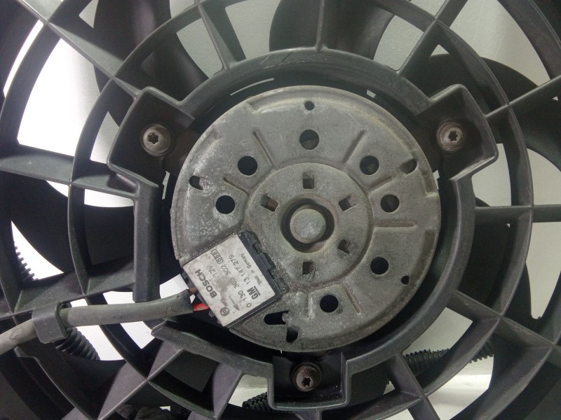 Recambio de electroventilador para opel zafira b enjoy referencia OEM IAM 0130303302  