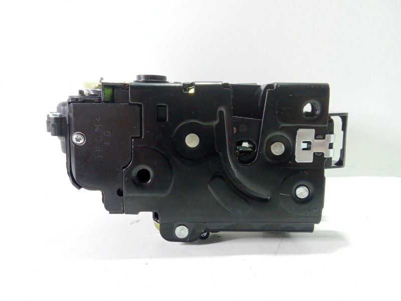 Recambio de cerradura puerta trasera izquierda para volkswagen golf iv (1j1) 1.9 tdi referencia OEM IAM 3B4839015A  