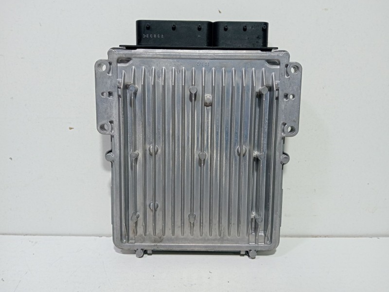 Recambio de modulo electronico para land rover discovery iv (l319) 3.0 sdv6 4x4 referencia OEM IAM 0281019153  