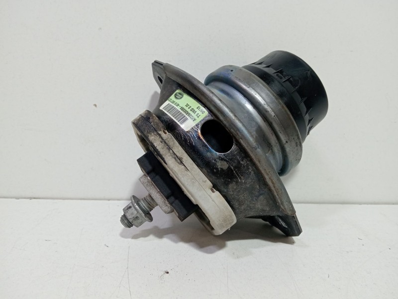 Recambio de soporte motor para land rover discovery iv (l319) 3.0 sdv6 4x4 referencia OEM IAM AH226A003BA  