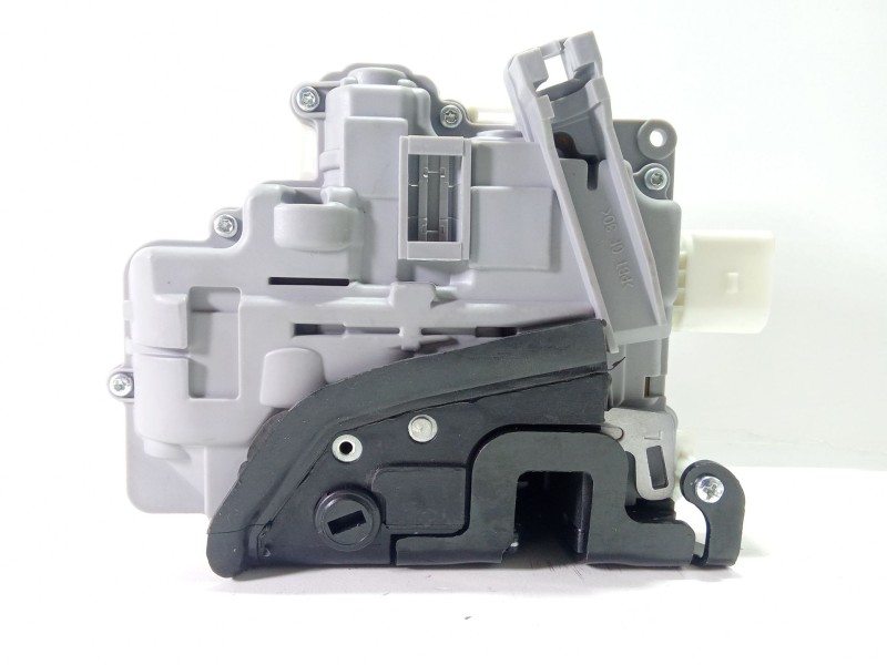 Recambio de cerradura puerta trasera izquierda para seat leon (1p1) 1.9 tdi referencia OEM IAM 1P0839015   Recambio de cerradura puerta trasera izquierda para seat leon (1p1) 1.9 tdi referencia OEM IAM 1P0839015