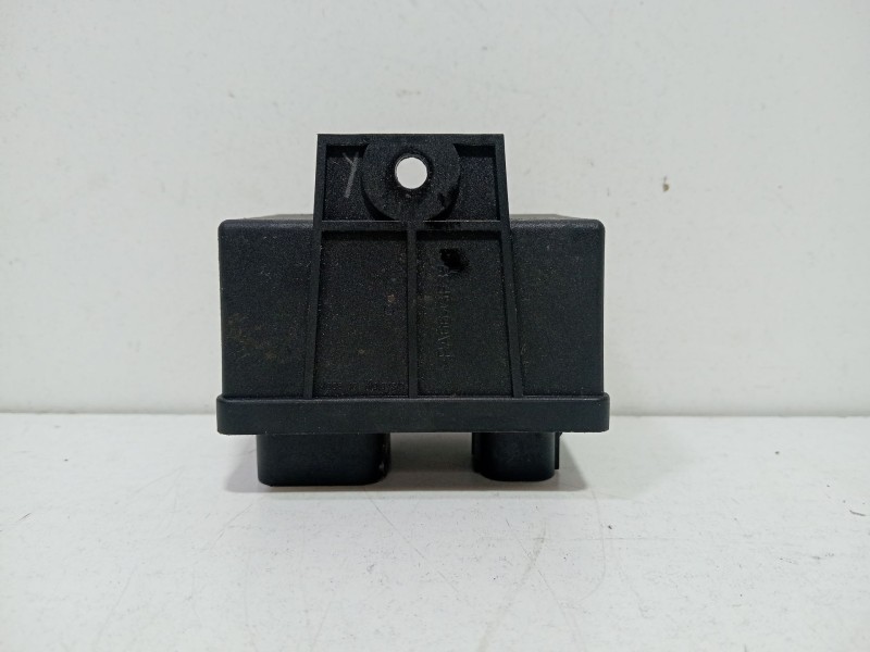 Recambio de caja precalentamiento para land rover discovery iv (l319) 3.0 sdv6 4x4 referencia OEM IAM 0281003048  