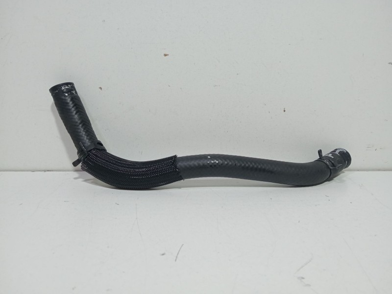 Recambio de tubo para land rover discovery iv (l319) 3.0 sdv6 4x4 referencia OEM IAM AH223E525BB  