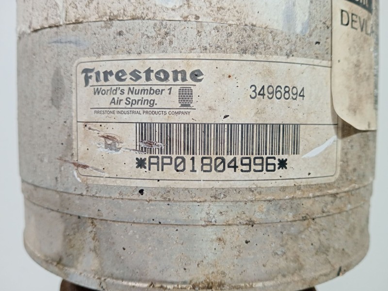 Recambio de amortiguador delantero derecho para land rover discovery iv (l319) 3.0 sdv6 4x4 referencia OEM IAM AH2218B036AB  