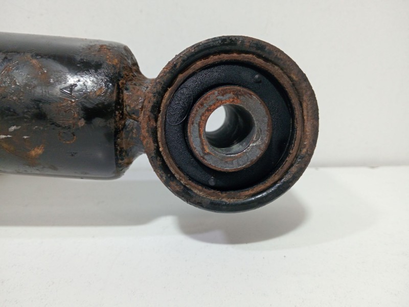 Recambio de amortiguador trasero derecho para land rover discovery iv (l319) 3.0 sdv6 4x4 referencia OEM IAM AH2218W002AC  