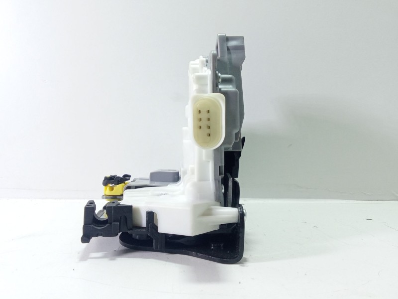 Recambio de cerradura puerta trasera derecha para seat leon (1p1) 1.9 tdi referencia OEM IAM 1P0839016   Recambio de cerradura puerta trasera derecha para seat leon (1p1) 1.9 tdi referencia OEM IAM 1P0839016