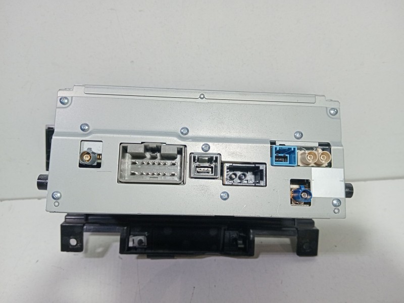 Recambio de sistema audio / radio cd para land rover discovery iv (l319) 3.0 sdv6 4x4 referencia OEM IAM CF6N18C815HG  