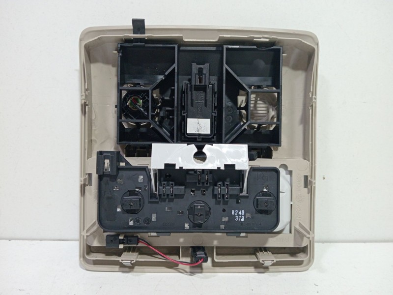 Recambio de luz interior para land rover discovery iv (l319) 3.0 sdv6 4x4 referencia OEM IAM CH2213704DA  