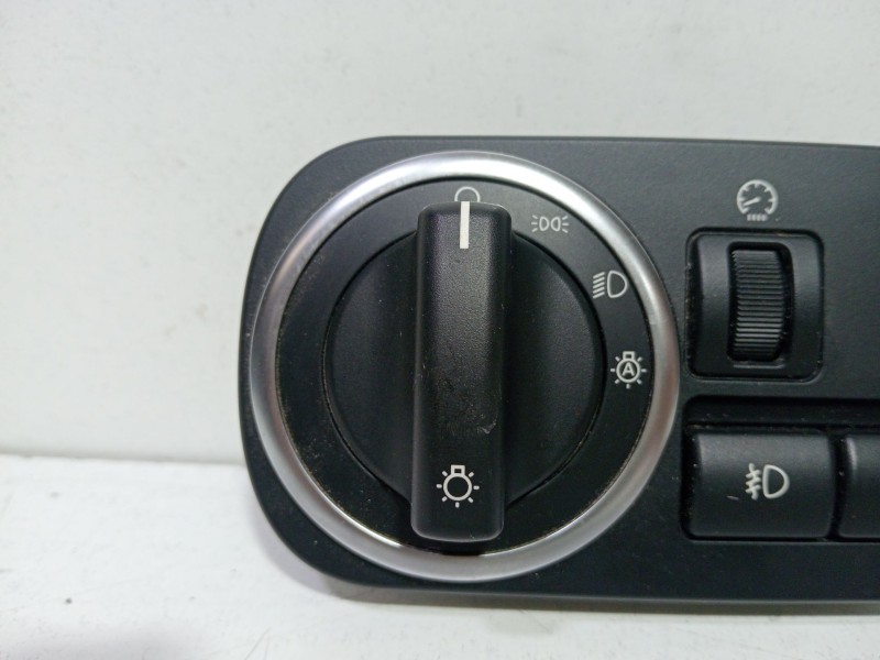 Recambio de mando luces para land rover discovery iv (l319) 3.0 sdv6 4x4 referencia OEM IAM AH2213A024AC  