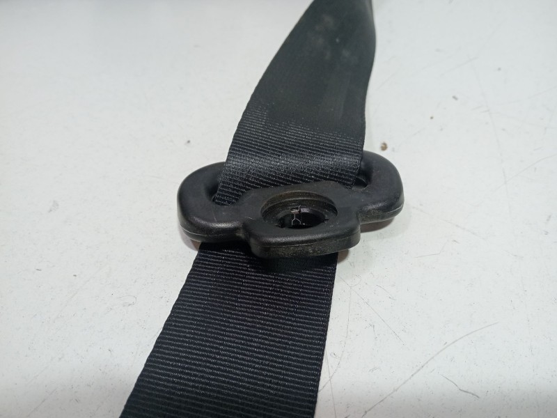 Recambio de cinturon seguridad trasero derecho para land rover discovery iv (l319) 3.0 sdv6 4x4 referencia OEM IAM 601120100G  