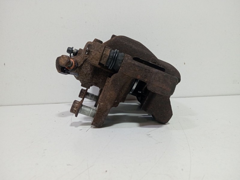 Recambio de pinza freno trasera derecha para land rover discovery iv (l319) 3.0 sdv6 4x4 referencia OEM IAM LR015524  