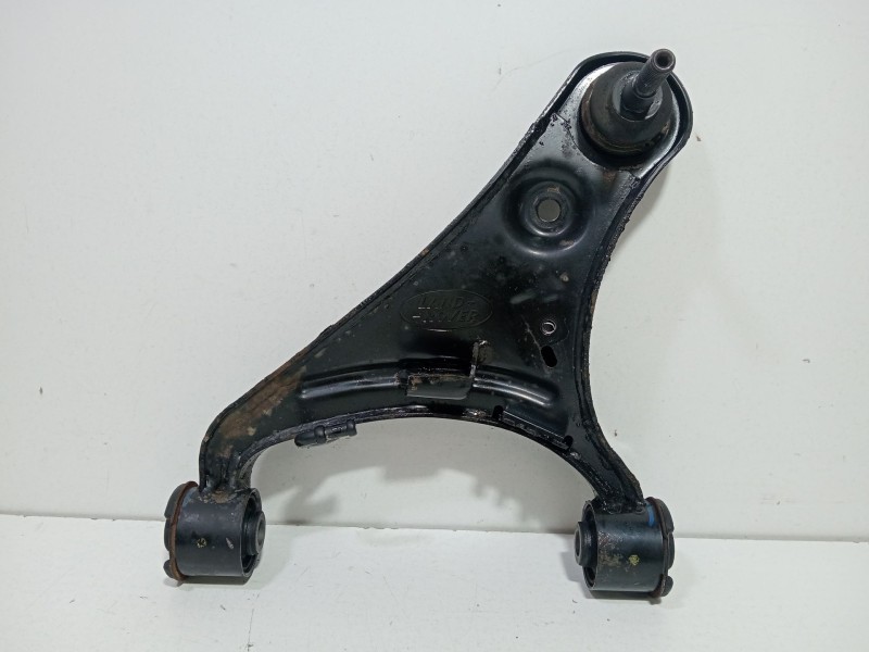 Recambio de brazo suspension superior delantero derecho para land rover discovery iv (l319) 3.0 sdv6 4x4 referencia OEM IAM LR51