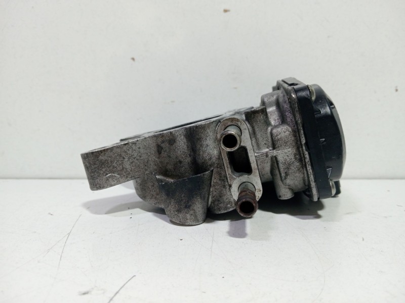 Recambio de valvula egr para nissan navara np300 (d40) 2.5 dci 4wd referencia OEM IAM 14710EC00B   Recambio de valvula egr para nissan navara np300 (d40) 2.5 dci 4wd referencia OEM IAM 14710EC00B