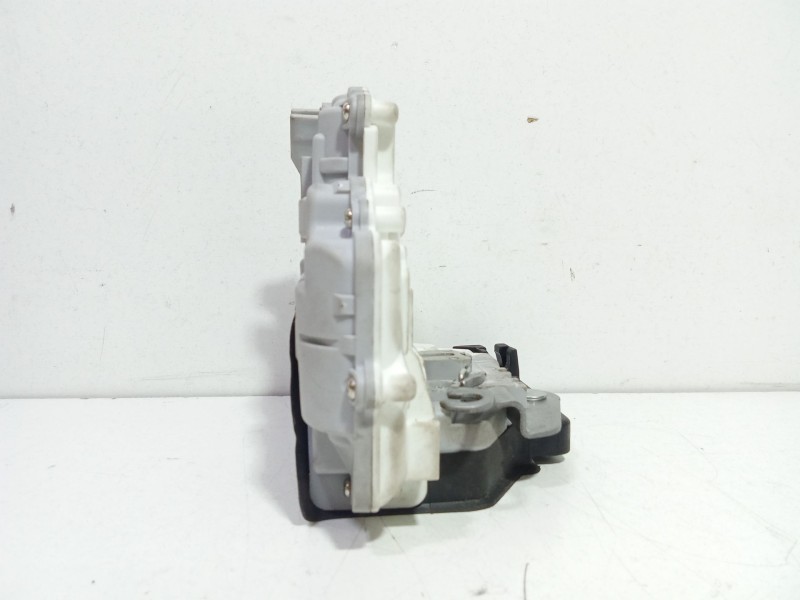 Recambio de cerradura puerta delantera derecha para seat altea (5p1) 1.9 tdi referencia OEM IAM RYCER-006   Recambio de cerradura puerta delantera derecha para seat altea (5p1) 1.9 tdi referencia OEM IAM RYCER-006