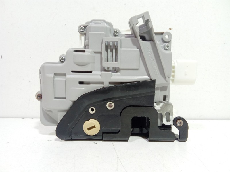Recambio de cerradura puerta trasera izquierda para seat altea (5p1) sport referencia OEM IAM 1P0839015A  
