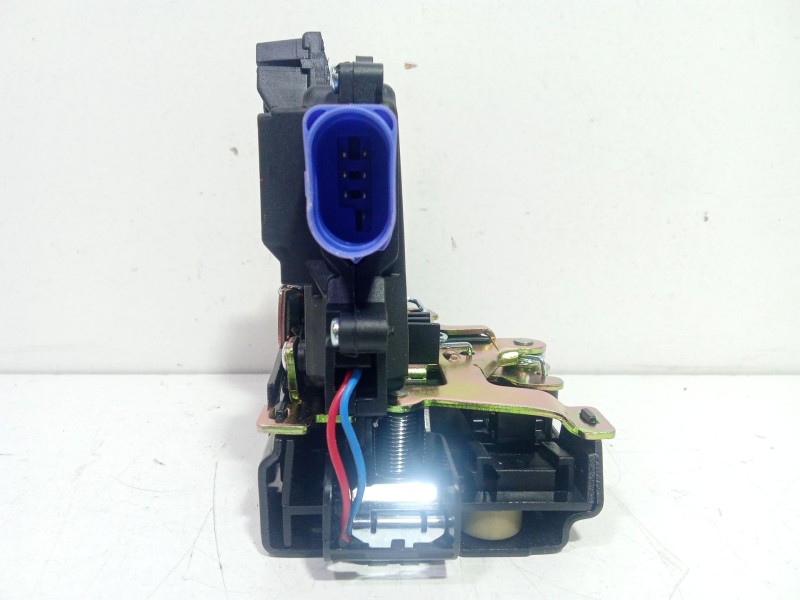 Recambio de cerradura puerta trasera izquierda para skoda octavia berlina (1z3) 2.0 tdi dpf referencia OEM IAM 7L0839016   Recambio de cerradura puerta trasera izquierda para skoda octavia berlina (1z3) 2.0 tdi dpf referencia OEM IAM 7L0839016