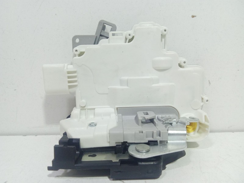 Recambio de cerradura puerta delantera izquierda para seat leon (1p1) 2.0 tdi referencia OEM IAM EZC-SE-002   Recambio de cerradura puerta delantera izquierda para seat leon (1p1) 2.0 tdi referencia OEM IAM EZC-SE-002