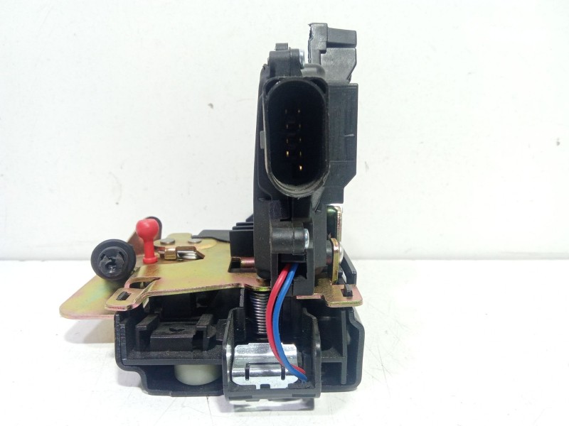Recambio de cerradura puerta delantera derecha para audi s4 cabriolet (8h) 4.2 referencia OEM IAM 8E1837016   Recambio de cerradura puerta delantera derecha para audi s4 cabriolet (8h) 4.2 referencia OEM IAM 8E1837016