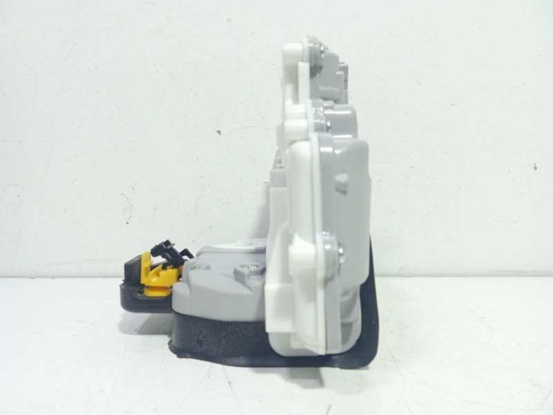 Recambio de cerradura puerta trasera izquierda para audi a6 allroad c6 (4fh) 2.7 tdi quattro referencia OEM IAM 4F1839015A   Recambio de cerradura puerta trasera izquierda para audi a6 allroad c6 (4fh) 2.7 tdi quattro referencia OEM IAM 4F1839015A