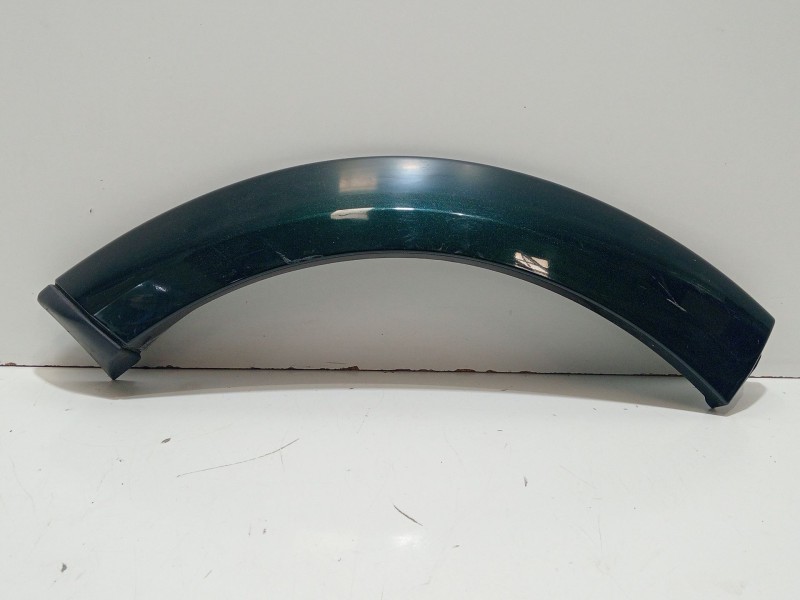 Recambio de aletin trasero derecho para land rover discovery iv (l319) 3.0 sdv6 4x4 referencia OEM IAM 9H2229148AW  