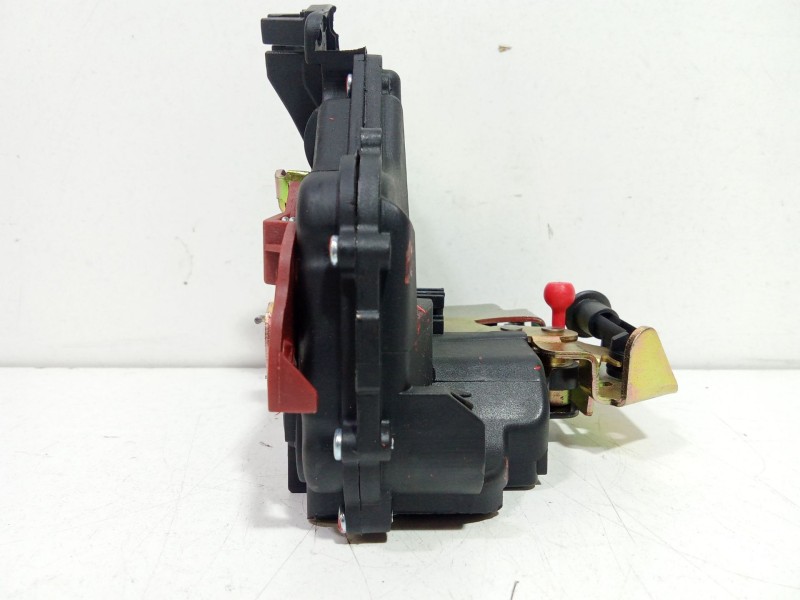 Recambio de cerradura puerta delantera derecha para audi a4 b6 (8e2) 2.4 referencia OEM IAM 8E1837016   Recambio de cerradura puerta delantera derecha para audi a4 b6 (8e2) 2.4 referencia OEM IAM 8E1837016