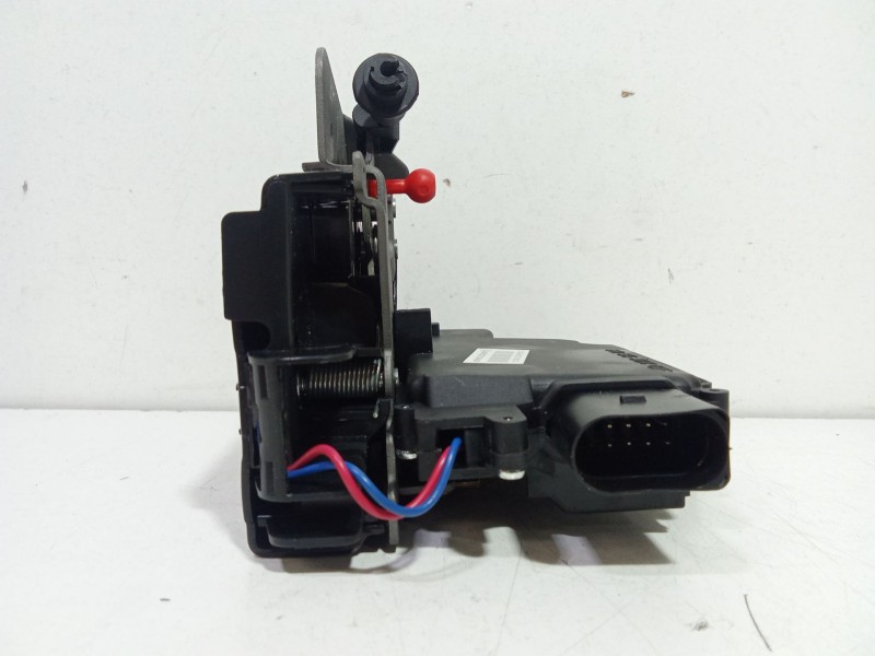 Recambio de cerradura puerta delantera derecha para audi a4 avant (8e) 2.5 tdi quattro (132kw) referencia OEM IAM 4B1837016G  