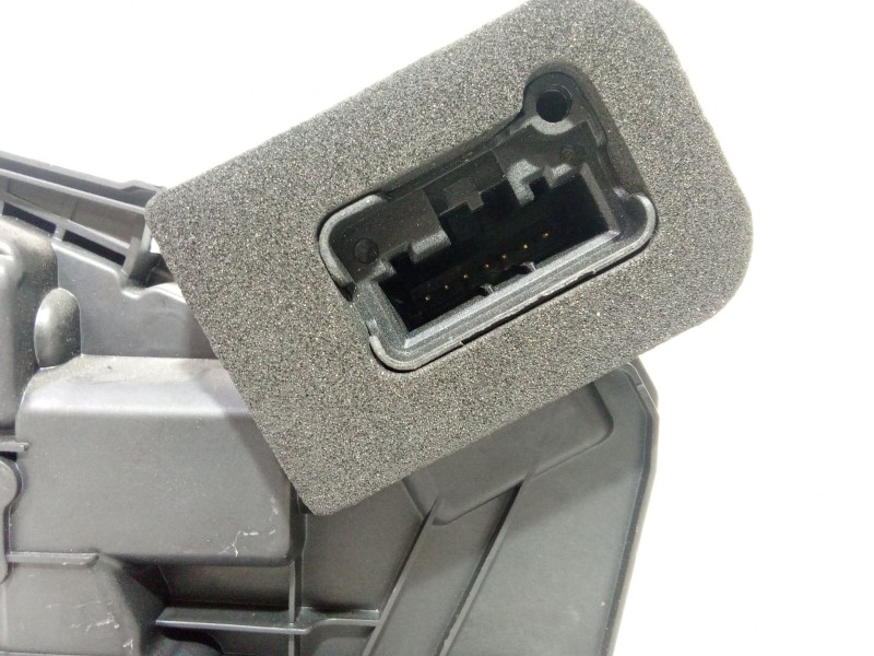 Recambio de cerradura puerta delantera derecha para volkswagen sharan van (7n1, 7n2) 2.0 tdi referencia OEM IAM 5K1837016B   Recambio de cerradura puerta delantera derecha para volkswagen sharan van (7n1, 7n2) 2.0 tdi referencia OEM IAM 5K1837016B
