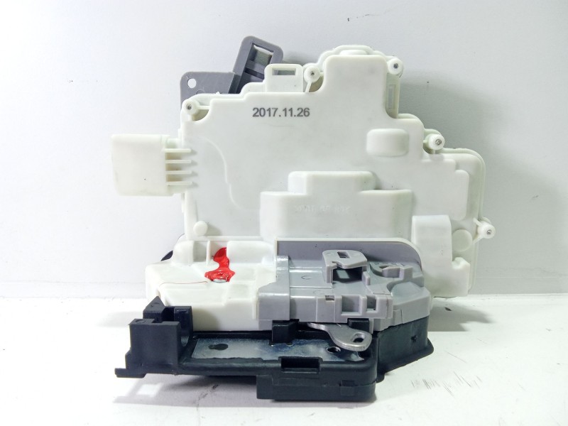 Recambio de cerradura puerta trasera izquierda para seat leon (1p1) 1.9 tdi referencia OEM IAM LEON (1P1) 1.9 TDI 2005 - 0 1900 