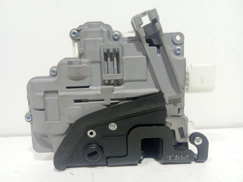 Recambio de cerradura puerta trasera izquierda para volkswagen passat b6 (3c2) 2.0 tdi 4motion referencia OEM IAM   