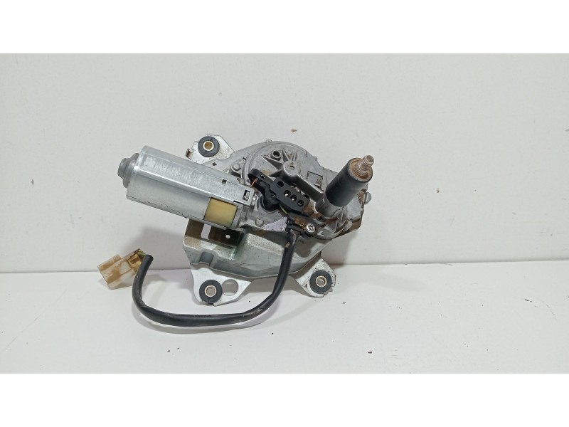 Recambio de motor limpia trasero para nissan terrano ii (r20) 2.7 td 4wd referencia OEM IAM 0390201561  