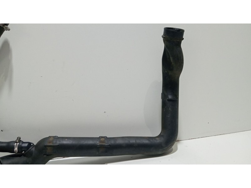 Recambio de tubo para land rover discovery iv (l319) 3.0 sdv6 4x4 referencia OEM IAM AH227990AC  