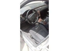 mercedes-benz clase e (w210) del año 1996 2