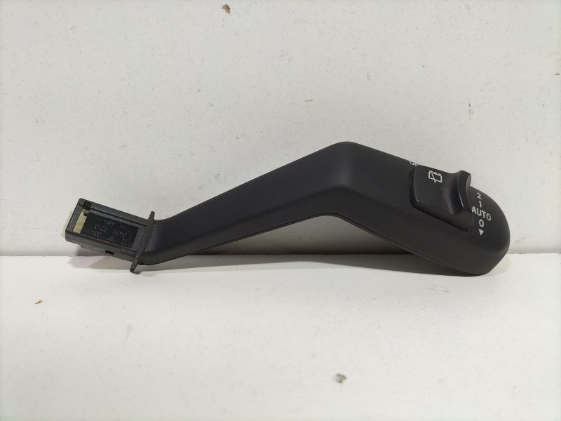 Recambio de mando limpia para cadillac bls wagon 2.0 t referencia OEM IAM 12787004  