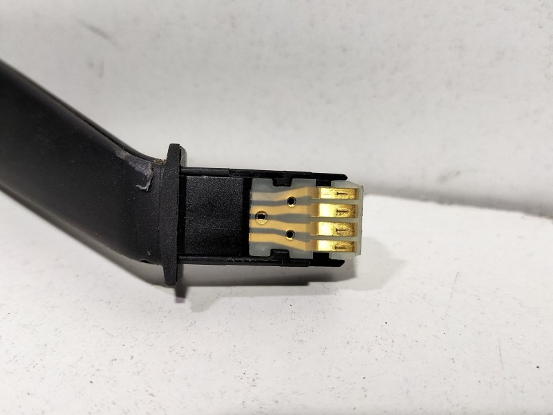 Recambio de mando limpia para cadillac bls wagon 2.0 t referencia OEM IAM 12787004  