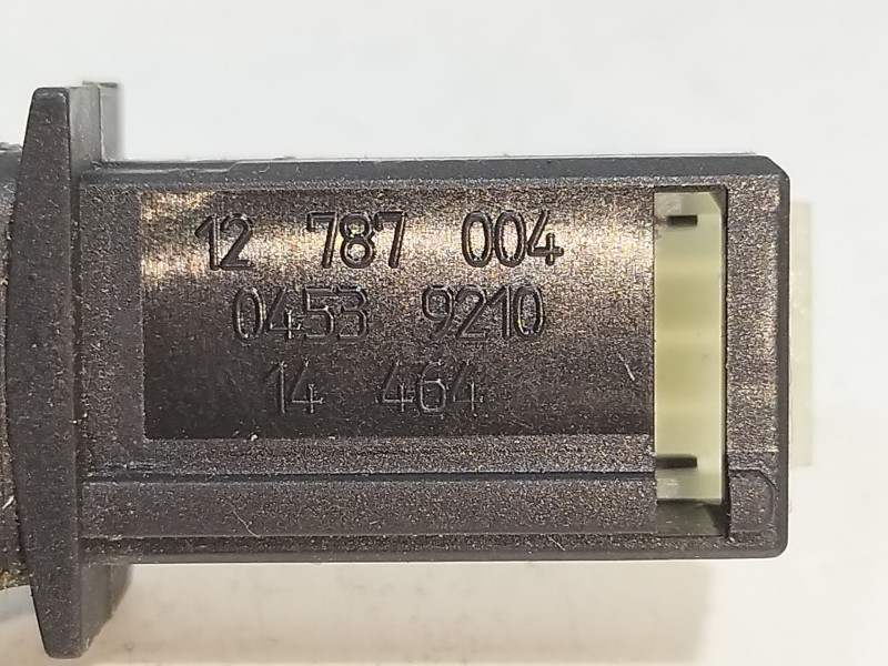 Recambio de mando limpia para cadillac bls wagon 2.0 t referencia OEM IAM 12787004  