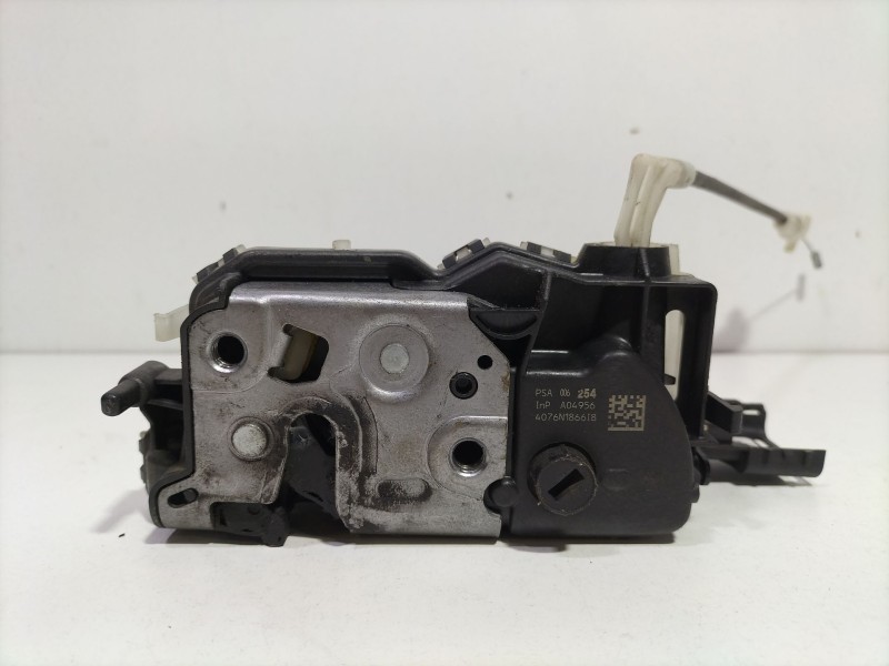 Recambio de cerradura puerta delantera derecha para ds ds 3 (sa_) 1.6 bluehdi 100 referencia OEM IAM A048069   Recambio de cerradura puerta delantera derecha para ds ds 3 (sa_) 1.6 bluehdi 100 referencia OEM IAM A048069