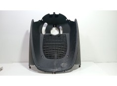 Recambio de moldura para piaggio x7 x7 125 (m62) referencia OEM IAM 653796   2