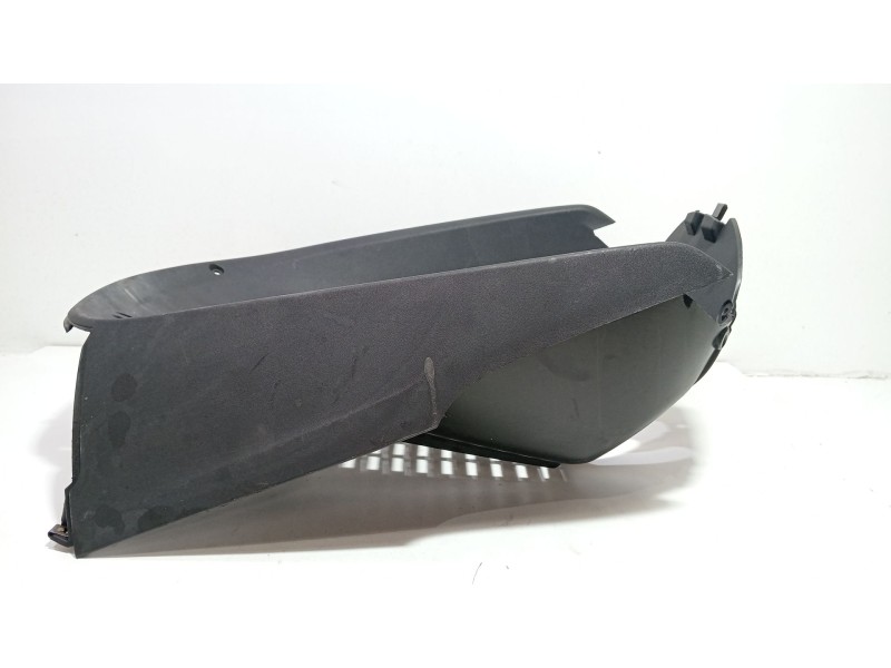 Recambio de moldura para piaggio x7 x7 125 (m62) referencia OEM IAM 653796  