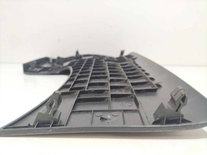 Recambio de moldura para ds ds 3 (sa_) 1.6 bluehdi 100 referencia OEM IAM 9684158077  