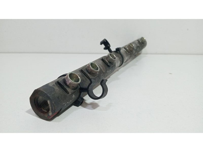 Recambio de rampa inyectora para mercedes-benz sprinter 02.00  caja cerrada 311 cdi (903.661-662) referencia OEM IAM A6460701895 Recambio de rampa inyectora para mercedes-benz sprinter 02.00  caja cerrada 311 cdi (903.661-662) referencia OEM IAM A6460701895