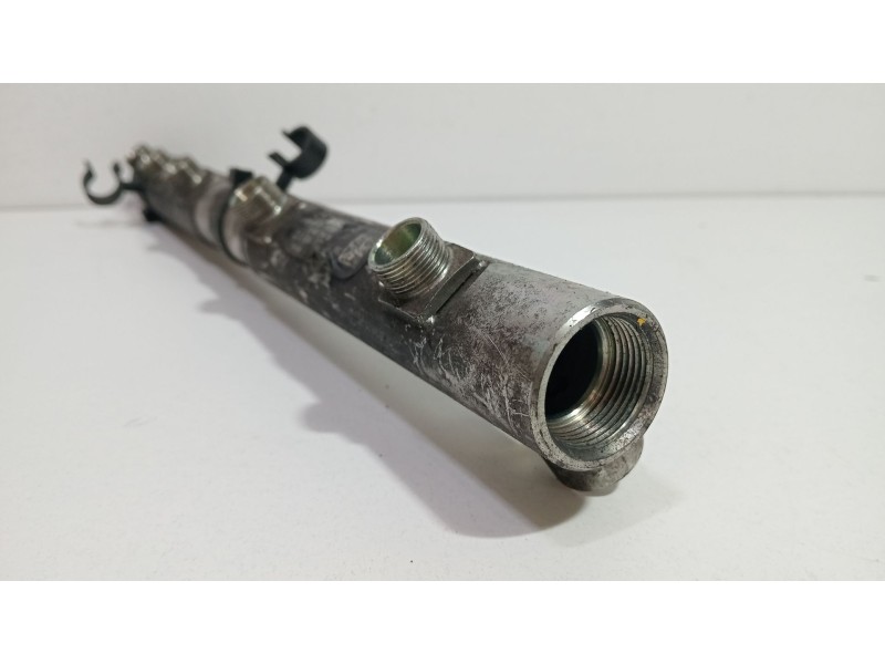 Recambio de rampa inyectora para mercedes-benz sprinter 02.00  caja cerrada 311 cdi (903.661-662) referencia OEM IAM A6460701895 Recambio de rampa inyectora para mercedes-benz sprinter 02.00  caja cerrada 311 cdi (903.661-662) referencia OEM IAM A6460701895