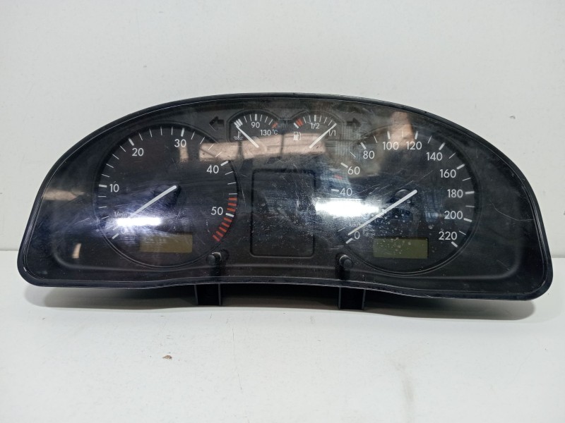 Recambio de cuadro instrumentos para volkswagen passat b5 variant (3b5) 1.9 tdi referencia OEM IAM 3B0919880D  